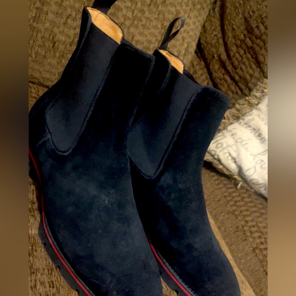 Intact condition! Used maybe 2 times inside setting, do not have dust bag or box